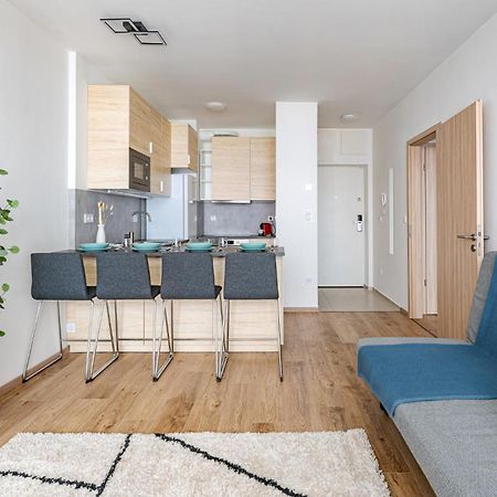 Westside Garden Apartments By Urbanrent 布达佩斯 外观 照片